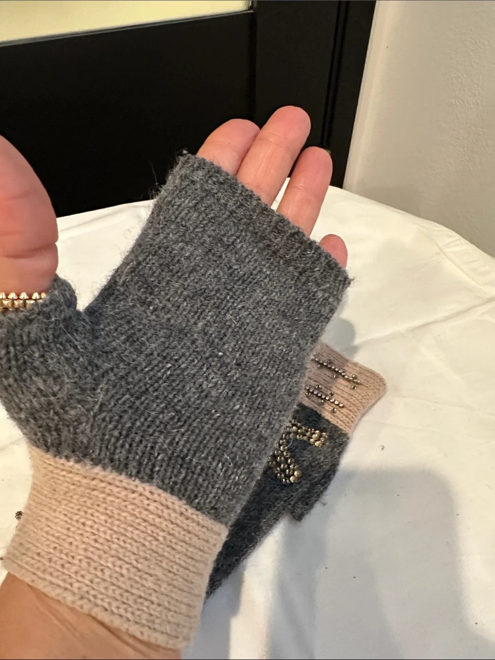 Crystal Skull Fingerless Knit Gloves Gray Cream Rhinestone Statement